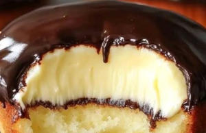 Boston Cream Pie Cupcakes Recipe