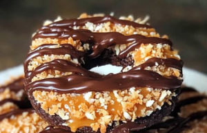 Homemade Samoas (Caramel Coconut Girl Scout Cookies)