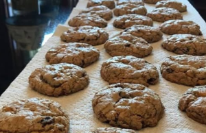 Oatmeal Raisin Cookies
