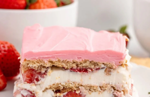 STRAWBERRY ECLAIR CAKE