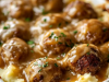 Meatball & Mashed Potato Bake – Creamy, Cheesy & Comforting AF!