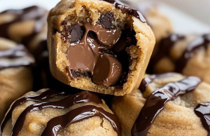 Reese’s Peanut Butter Chocolate Chip Cookie Bites