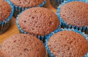 Mini Chocolate Cupcakes Recipe (5-Minutes Prep!)