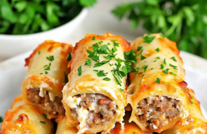 Keto Sausage Lasagna Roll-Ups Recipe