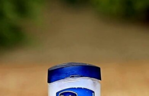 Vaseline Uses and Benefits for Skin, Lips, and Hair | Petroleum Jelly Benefits