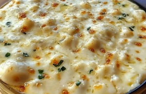 White Garlic Pizza Sauce