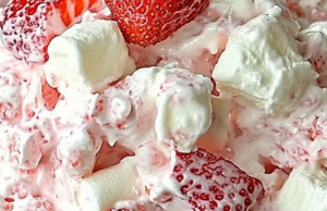 Strawberry Marshmallow Fluff Salad