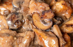 Easy Chicken Stroganoff
