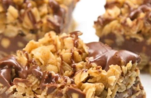 How To Make No-Bake Chocolate Oatmeal Bars