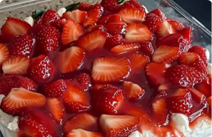 Keto Strawberry Delight : (Low-Carb No-Bake Dessert)