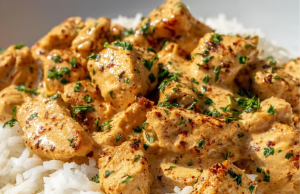 Creamy Smothered Chicken and Rice