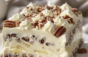 Elvis Presley Cake (Jailhouse Rock Cake)