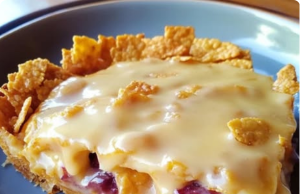 Classic School Dinner Cornflake Tart with Custard