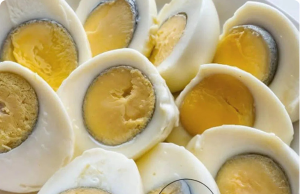 Why Does a Green Ring Appear Around Hard-Boiled Eggs?