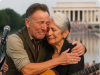 Joan Baez and Bruce Springsteen Share an Emotional Duet at the Lincoln Memorial: “Your Voice Heals Us”
