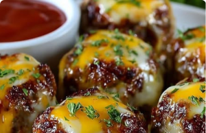 Cheesy Stuffed Meatloaf Bites