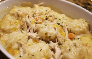 Chicken and Dumplings Casserole – A Quick, Easy, and Irresistibly Delicious Twist on a Classic