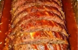Cracker Barrel-Style Meatloaf: The 60-Minute Comfort Food Miracle That Actually Holds Together (No Crumbling, No Stress)