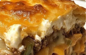 John Wayne Casserole: The 30-Minute Potluck Revolution That Actually Has a Crisp Biscuit Crust (No Soggy Disaster!)