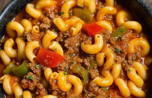 Old-Fashioned Goulash Delight