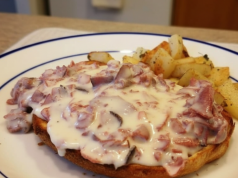 Creamed Chipped Beef on Toast