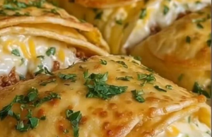 Cheesy Cheeseburger Pockets