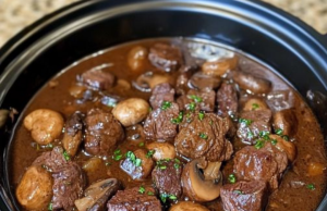 Slow Cooker Beef Bourguignon – A Rich, Hearty Classic Made Easy