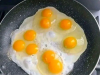How many eggs are in the pan!?